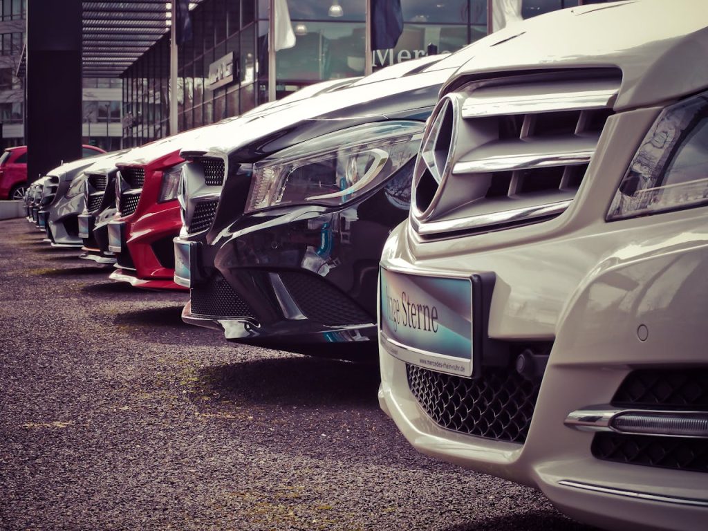 Volvo Kamyon Yedek Parçaları, Oto Lastikler ve Oto Aksesuarları: Araç Performansı İçin Kritik Unsurlar otoparcayeri4